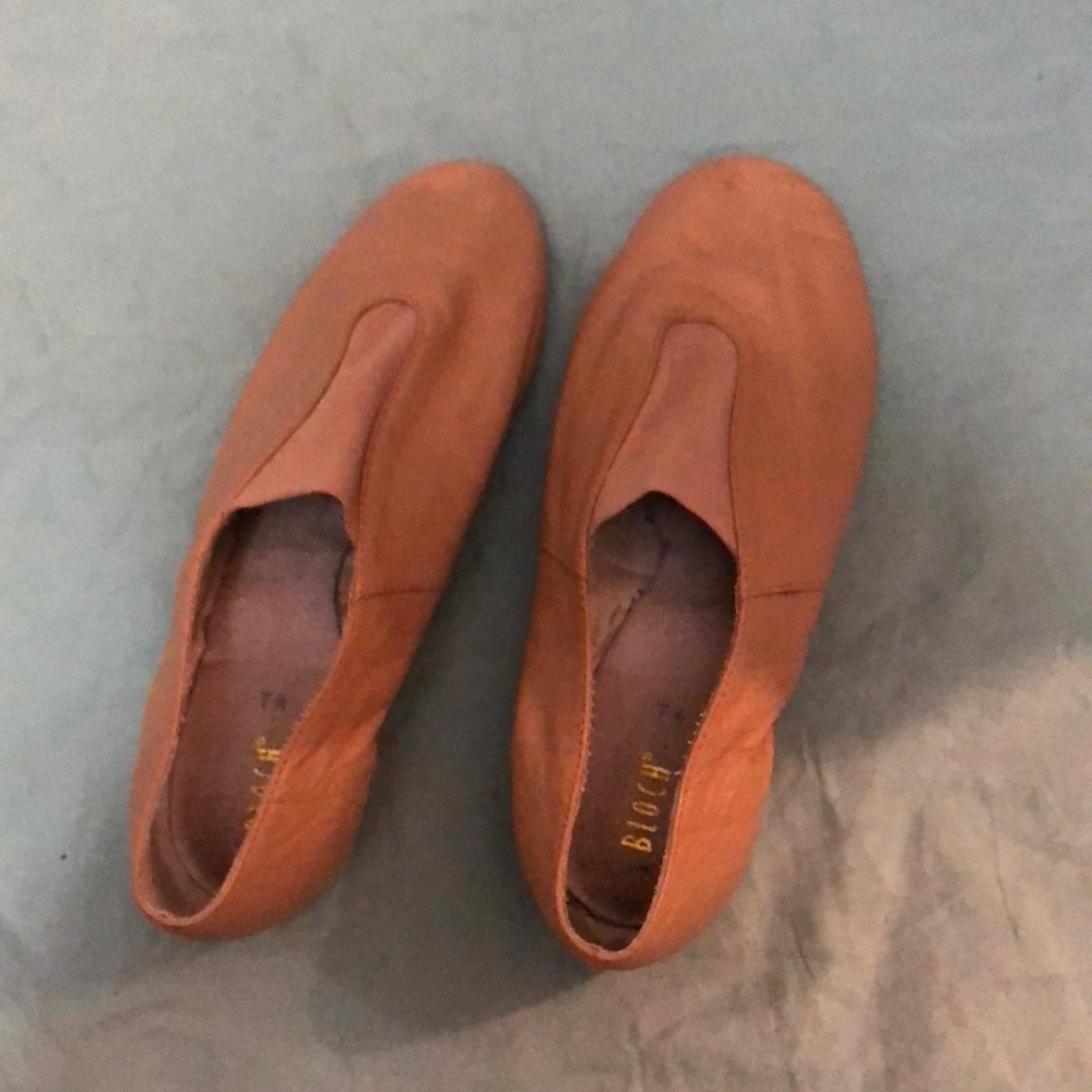 Jazz dance shoes